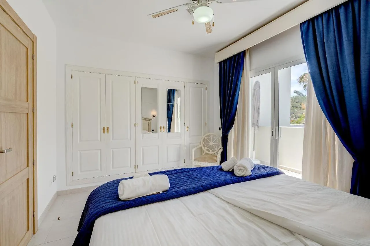 Chalet Golf Playa De Las Americas 2 아로나 펜션