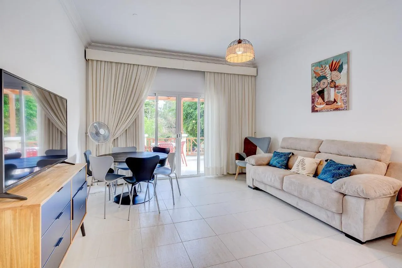 Chalet Golf Playa De Las Americas 2 아로나 0*,